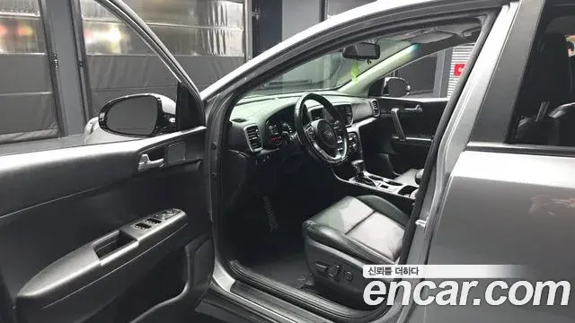 Kia Sportage The Bold 2020 — Фото 10/20