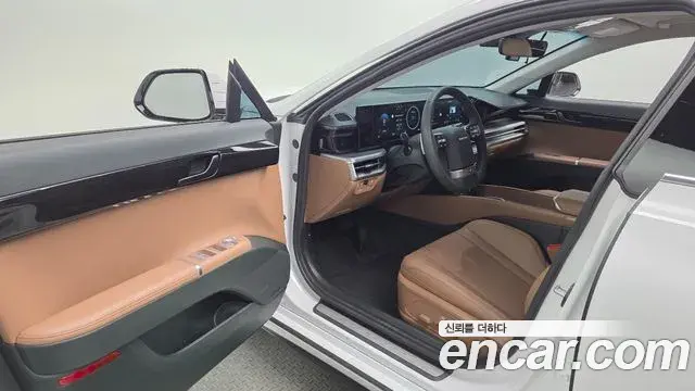 Hyundai Grandeur 2023 — Photo 10/20