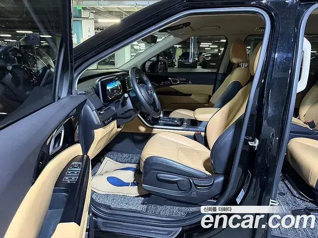 Kia Carnival 2021 — Photo 6/20