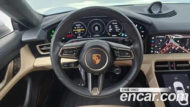 Porsche Taycan 2023 — ფოტო 15/20