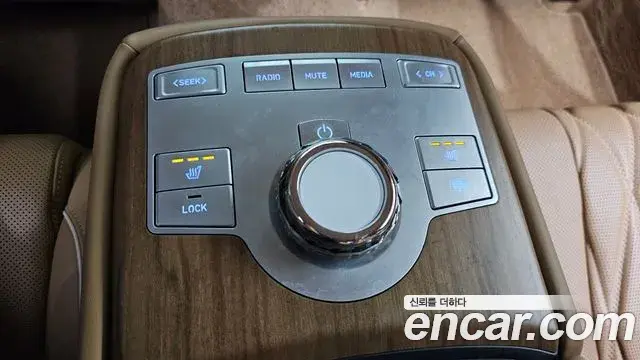 Genesis Electrified G80 2024 — Photo 20/20
