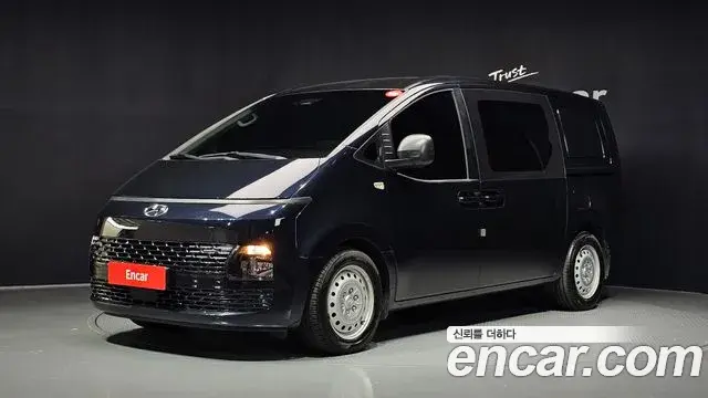 Hyundai Staria 2022 — Şəkil 17/20