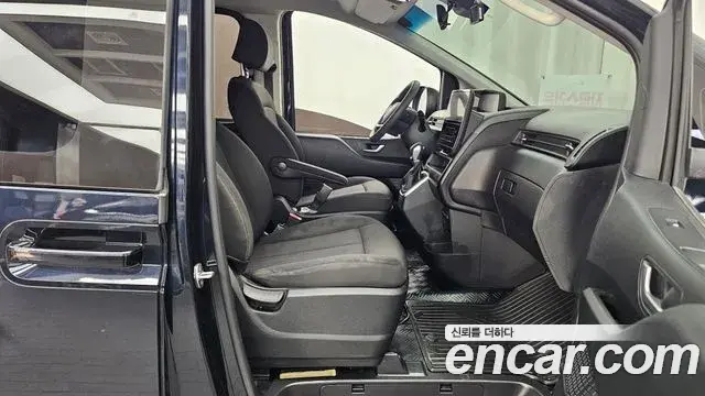 Hyundai Staria 2022 — Şəkil 19/20
