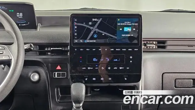 Hyundai Staria 2022 — Şəkil 16/20