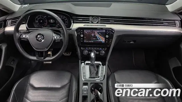 Volkswagen Arteon 2019 — Photo 1/20