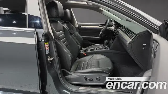 Volkswagen Arteon 2019 — Photo 6/20
