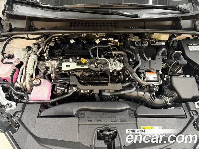 Toyota Prius 2026 — ფოტო 12/18