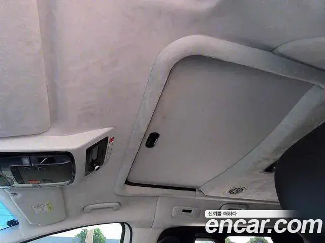 Hyundai Staria 2023 — Şəkil 10/20