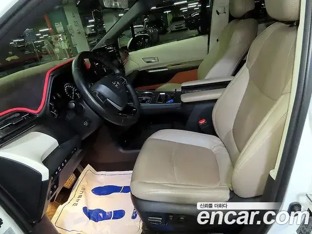 Toyota Sienna 2021 — Photo 17/20
