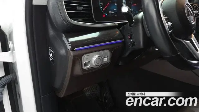 Mercedes-Benz GLE-Class 2022 — Şəkil 13/20
