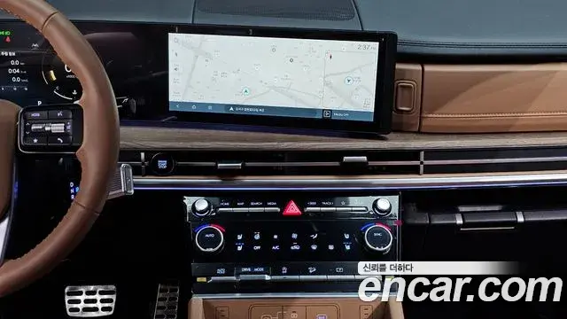 Hyundai Santa Fe 2026 — Photo 18/20