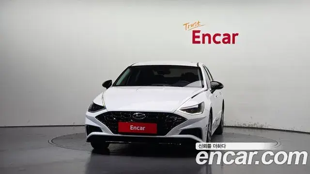 Hyundai Sonata 2022 — ფოტო 3/20
