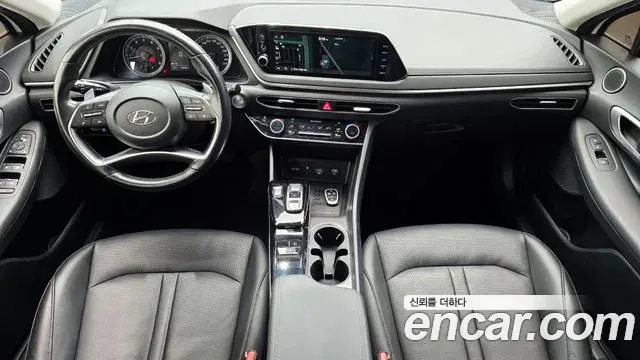 Hyundai Sonata 2022 — ფოტო 7/20