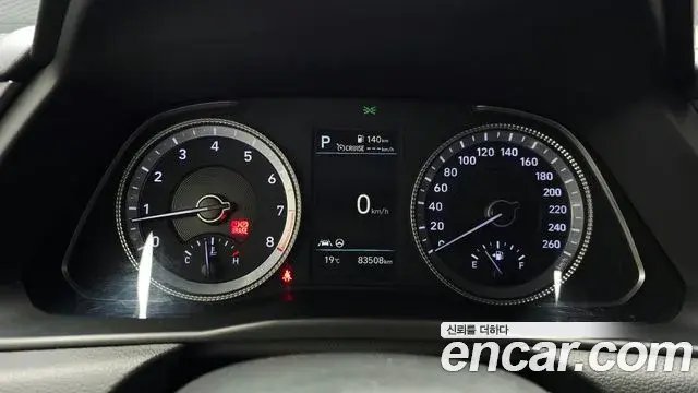 Hyundai Sonata 2022 — ფოტო 8/20
