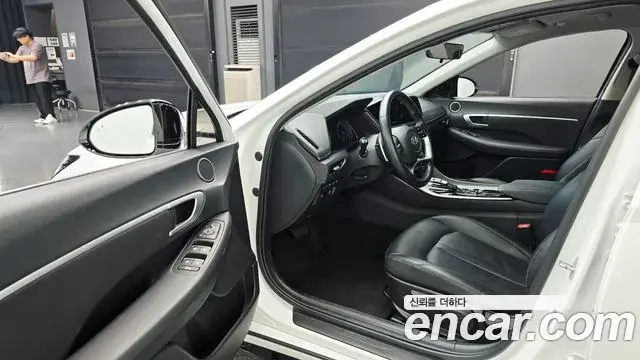 Hyundai Sonata 2022 — ფოტო 10/20