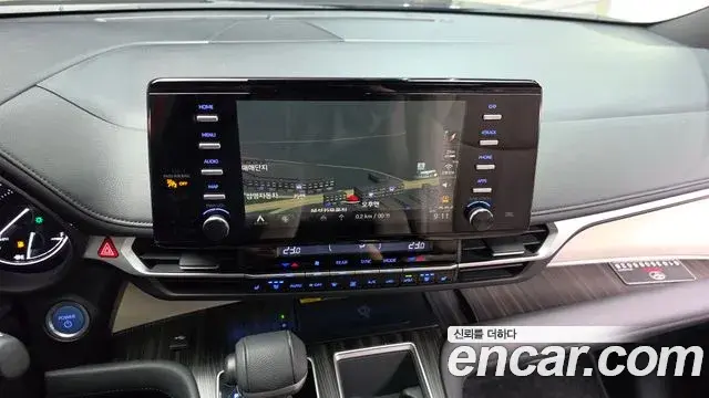 Toyota Sienna 2022 — Photo 13/20