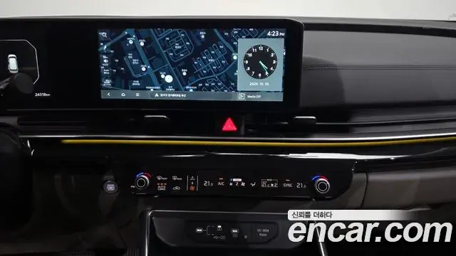 Kia Carnival 2024 — Фото 14/20