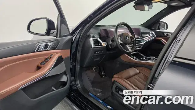 BMW X5 2024 — Photo 10/20