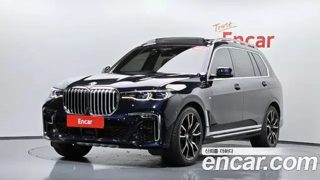 BMW X7 2021 — Photo 9/20
