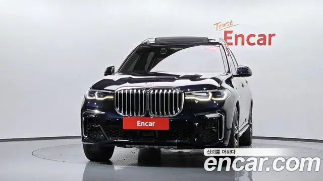 BMW X7 2021 — Photo 3/20