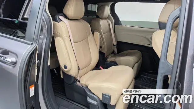 Toyota Sienna 2024 — Photo 11/20