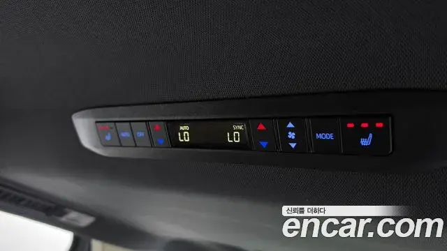 Toyota Sienna 2024 — Photo 19/20