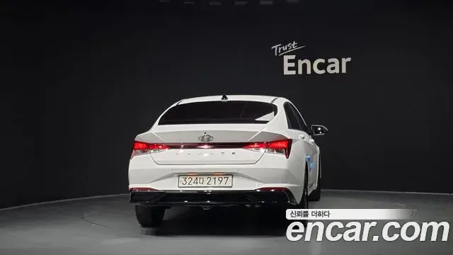 Hyundai Avante 2023 — Photo 4/20