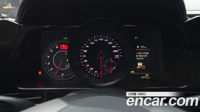 Hyundai Avante 2023 — Photo 8/20