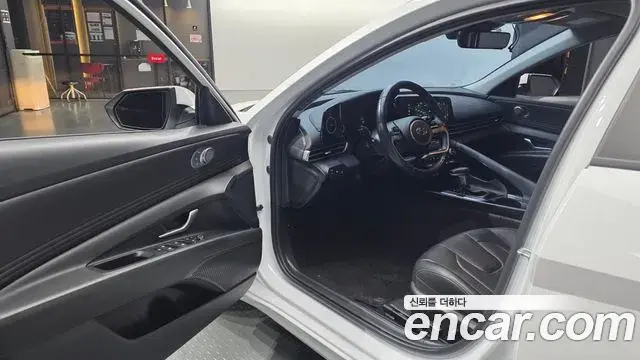 Hyundai Avante 2023 — Photo 10/20