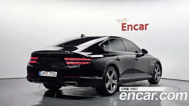 Genesis Electrified G80 2021 — Photo 2/20