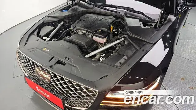 Genesis Electrified G80 2021 — Photo 6/20