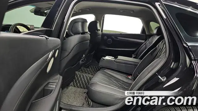 Genesis Electrified G80 2021 — Photo 12/20
