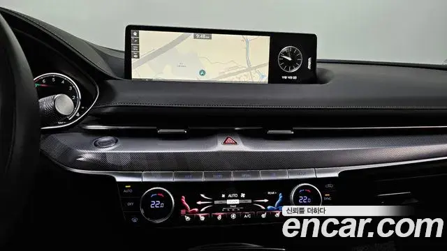 Genesis Electrified G80 2021 — Photo 14/20