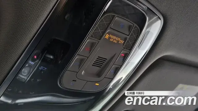 Genesis Electrified G80 2021 — Photo 17/20