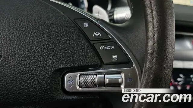 Genesis Electrified G80 2021 — Photo 19/20