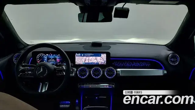 Mercedes-Benz GLB-Class 2025 — Photo 6/18