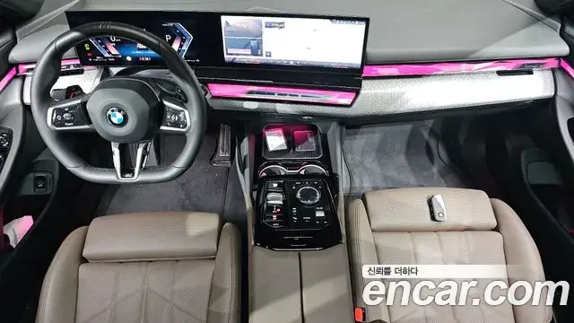 BMW 5 Series 2025 — Photo 7/20