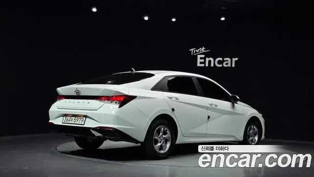 Hyundai Avante 2021 — Photo 2/20