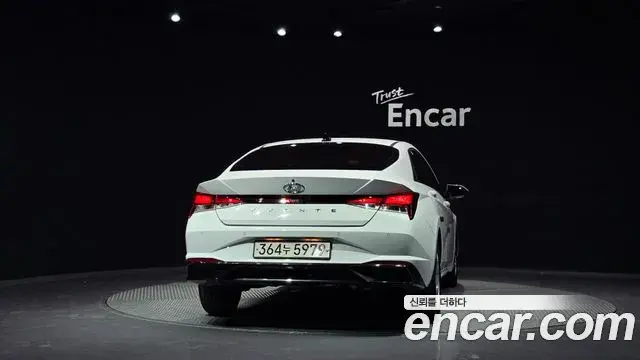 Hyundai Avante 2021 — Photo 4/20