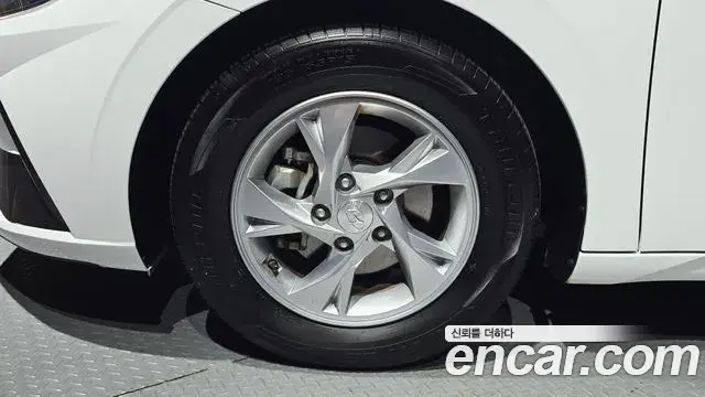 Hyundai Avante 2021 — Photo 5/20