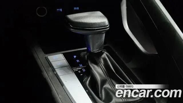 Hyundai Avante 2021 — Photo 9/20
