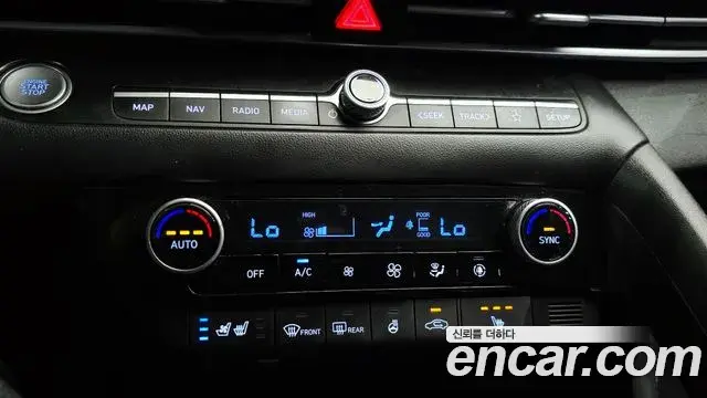 Hyundai Avante 2021 — Photo 13/20