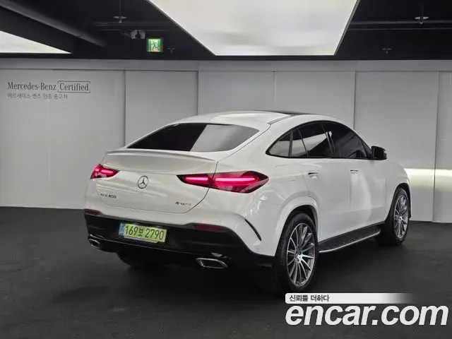 Mercedes-Benz GLE-Class 2026 — Photo 1/16