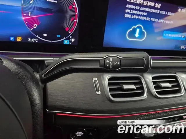 Mercedes-Benz GLE-Class 2026 — Photo 8/16
