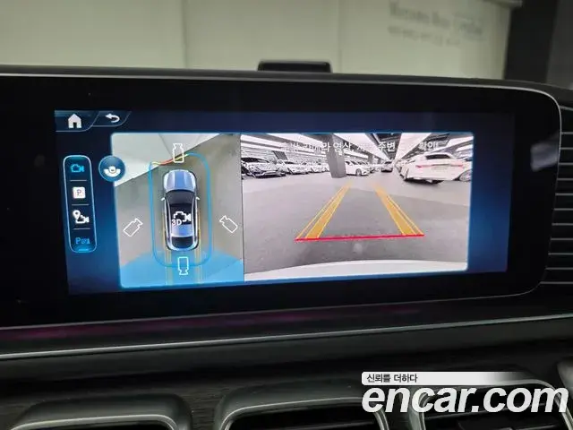 Mercedes-Benz GLE-Class 2026 — Photo 13/16