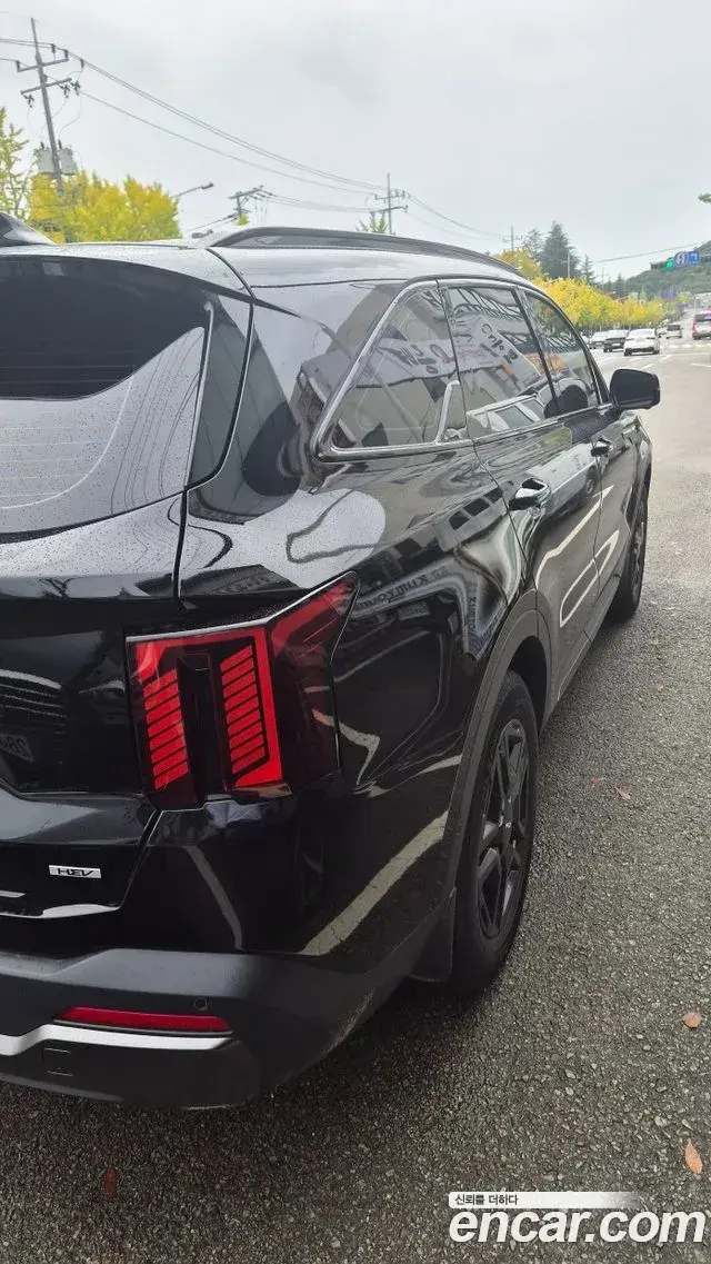 Kia Sorento 2025 — Photo 2/18