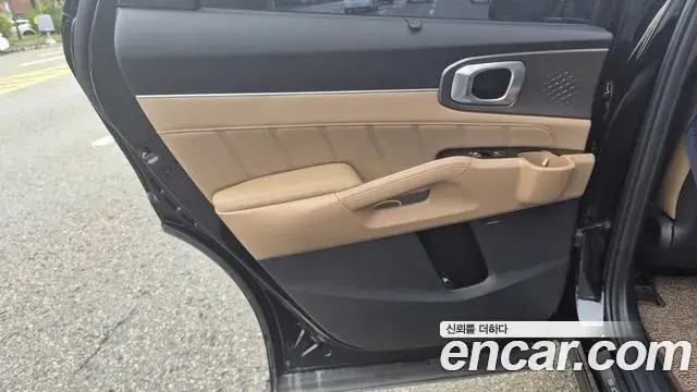 Kia Sorento 2025 — Photo 12/18