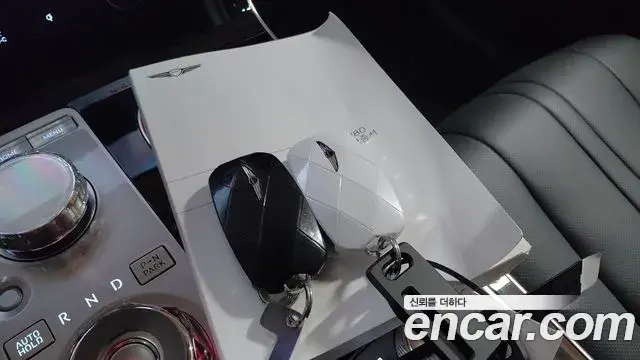 Genesis GV80 2024 — Photo 19/20