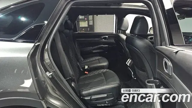 Kia Sorento 2024 — Photo 12/20