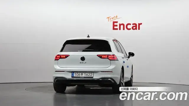 Volkswagen Golf 2025 — Photo 4/20